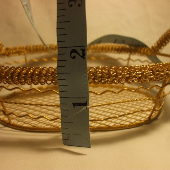 Golden oval metal basket - Picture 9 of 9